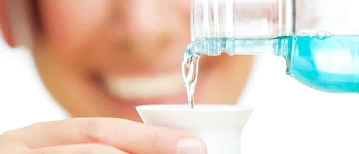 beneficios do enxaguante bucal