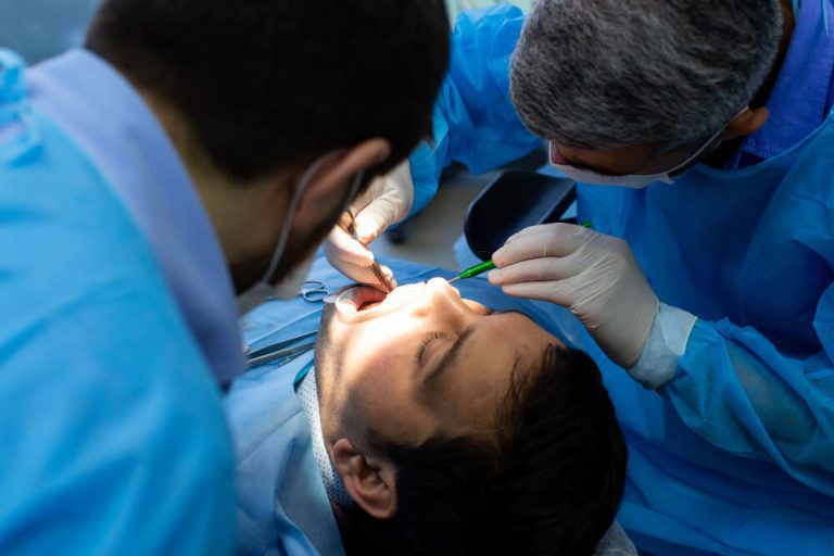 Leucoplastia O que é quais seus tipos quais as causas